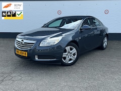 Opel Insignia - 1.8 Edition CRUISE l AIRCO l TREKHAAK l ALL-SEASON