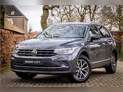 Volkswagen Tiguan - 1.4 TSI eHybrid Life Leder 360 Camera Trekhaak Digi Dash