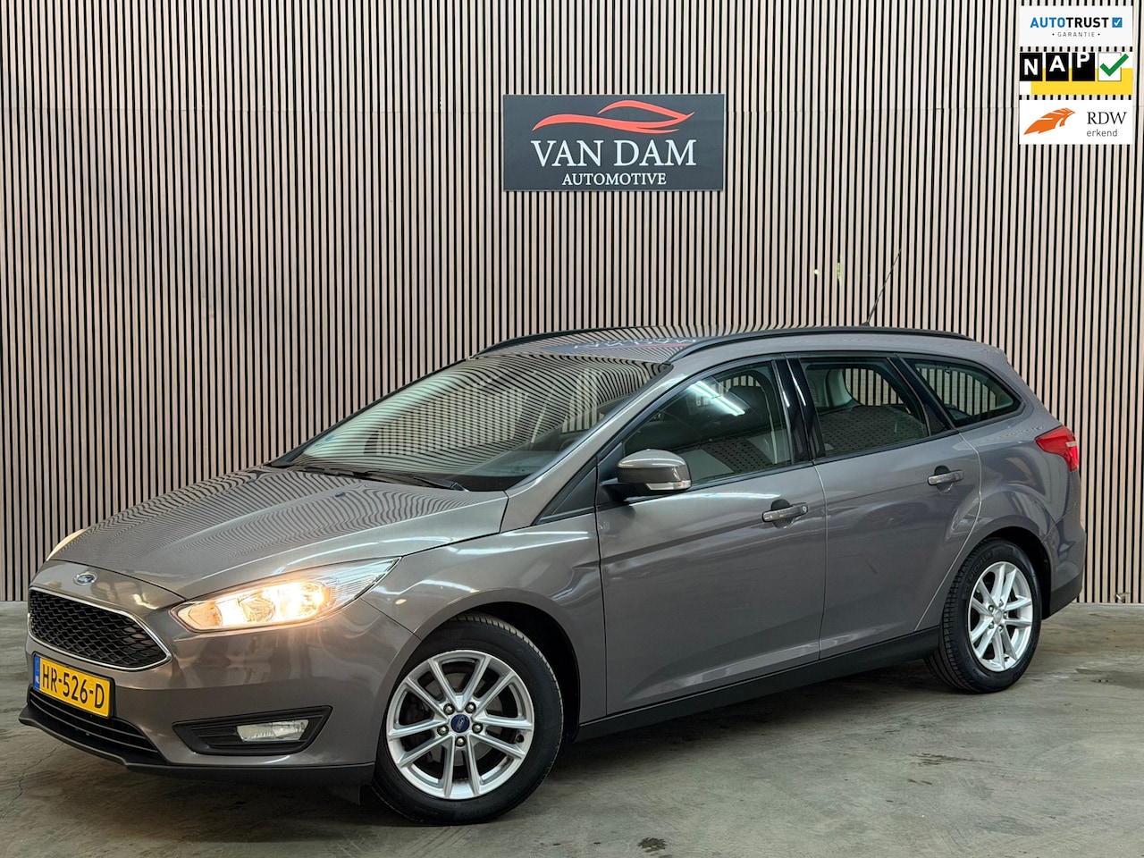 Ford Focus Wagon - 1.0 Trend Edition 2015 NAP CRUISE NAVI TREKHAAK - AutoWereld.nl