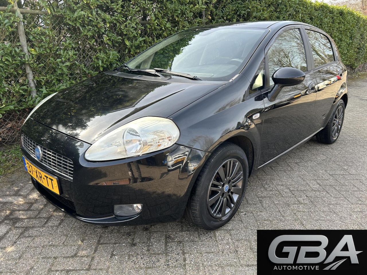 Fiat Grande Punto - 1.4-16V Emotion NAP APK t/m 29-03-2027! - AutoWereld.nl