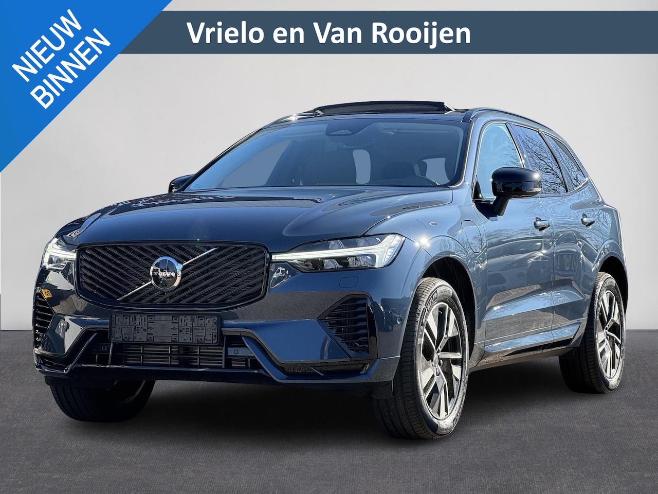 Volvo XC60 - 2.0 T8 Plug-in hybrid AWD Plus Dark | Facelift | Pano | 360 Camera | Leer | Winterpakket | - AutoWereld.nl