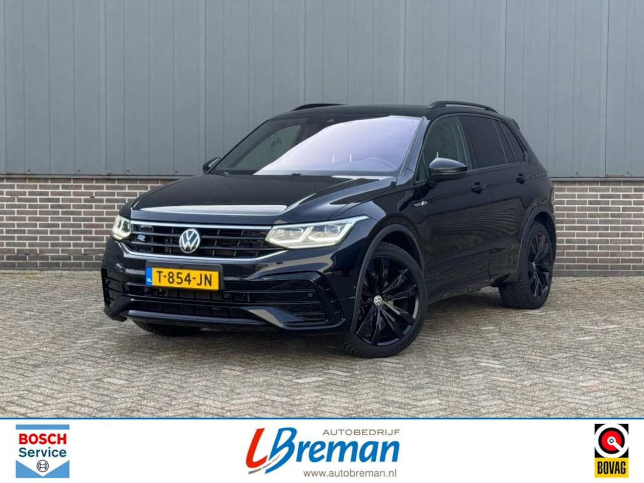 Volkswagen Tiguan - 1.5 TSI R-LINE DSG LEDER Panodak Trekhaak NL auto - AutoWereld.nl