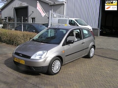 Ford Fiesta - 1.4-16V Ambiente 86 d km nap automaat nieuwe apk