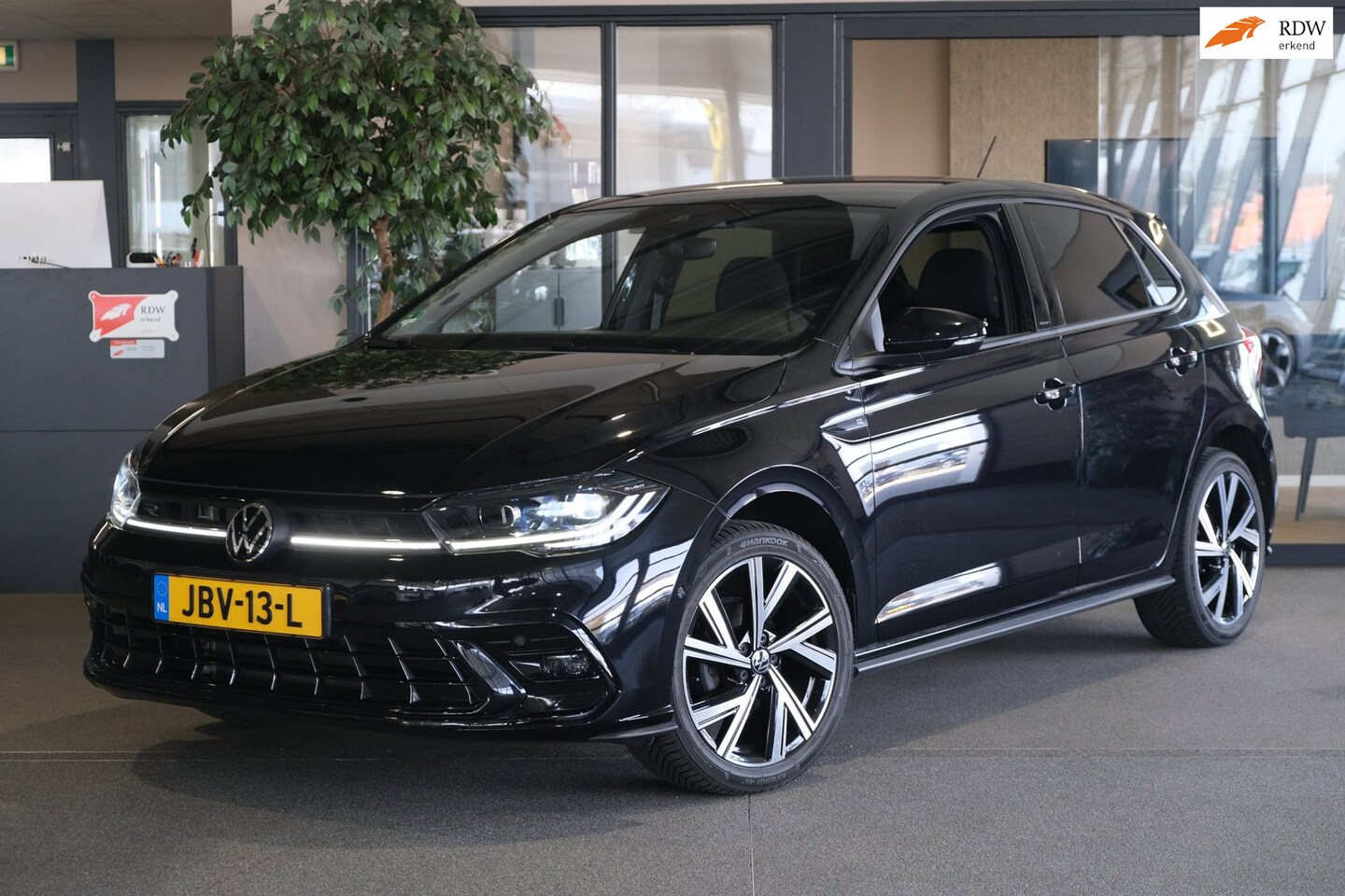 Volkswagen Polo - 1.0 TSI 2x R-Line DSG Facelift IQ Led Navi Virtual ACC Kessy - AutoWereld.nl