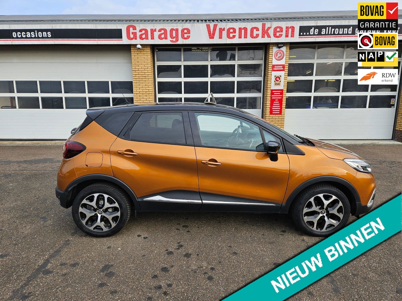 Renault Captur - 0.9 TCe Intens 0.9 TCe Intens 5-drs, Navi, Clima, ParkAssist en trekhaak - AutoWereld.nl