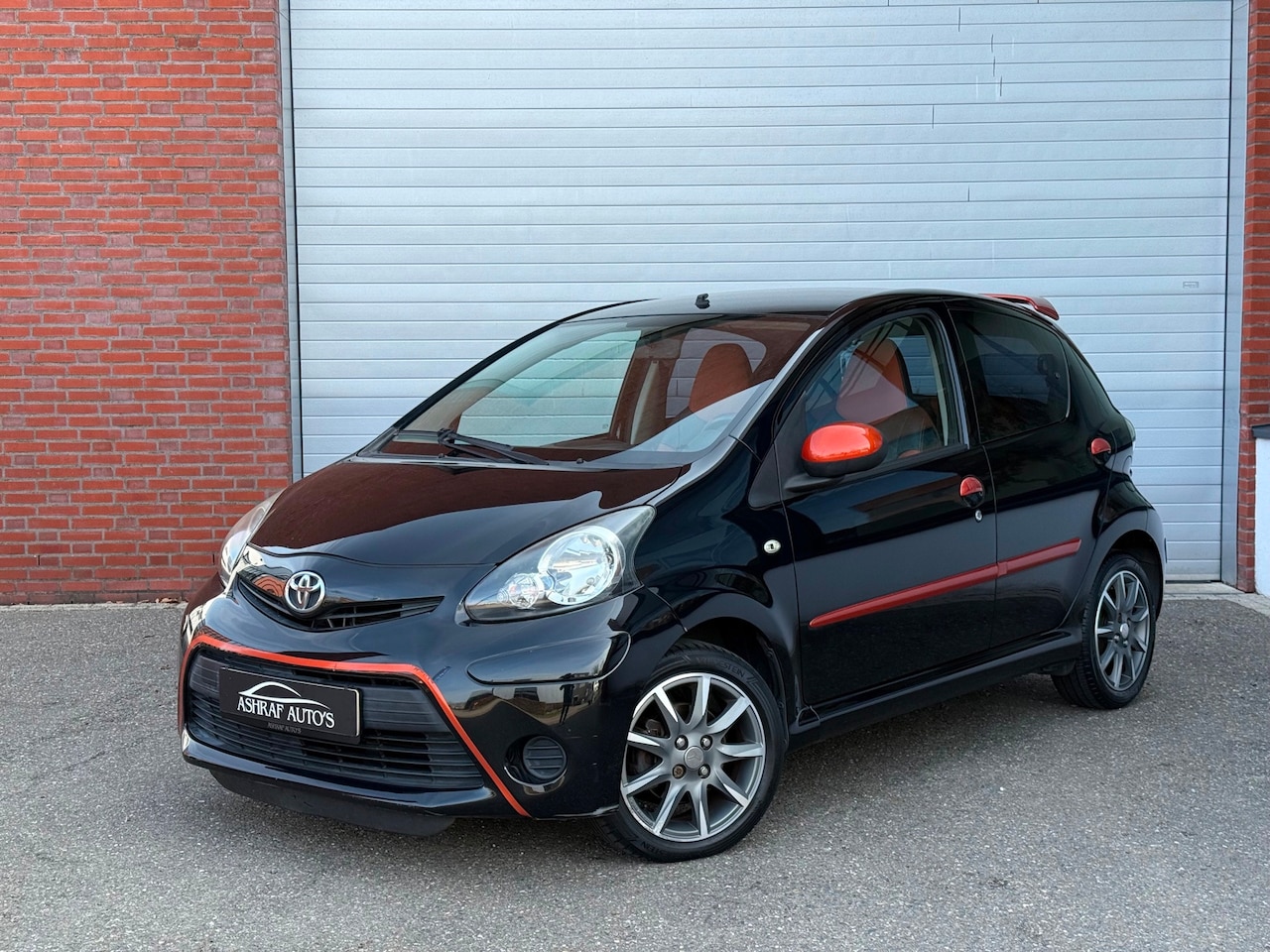Toyota Aygo - 1.0 VVT-i Comfort Orange| AIRCO | NEW APK| NAP - AutoWereld.nl