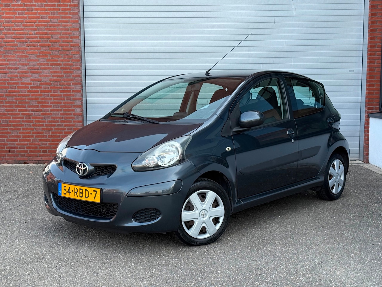 Toyota Aygo - 1.0-12V Comfort Navigator| NAP| AIRCO| AUTOMAAT - AutoWereld.nl