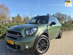 MINI Countryman - 1.6 Cooper S ALL4 Pepper , Automaat , Clima / Cruise / Navi-Multimedia / Leder / Pdc / Xen