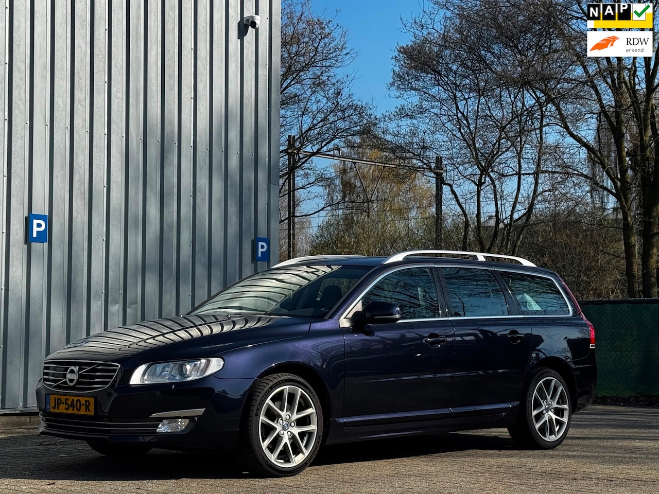 Volvo V70 - 2.0 D4 Polar+ / Adaptive / Schuifdak / 149dkm Dealeronderhouden! - AutoWereld.nl
