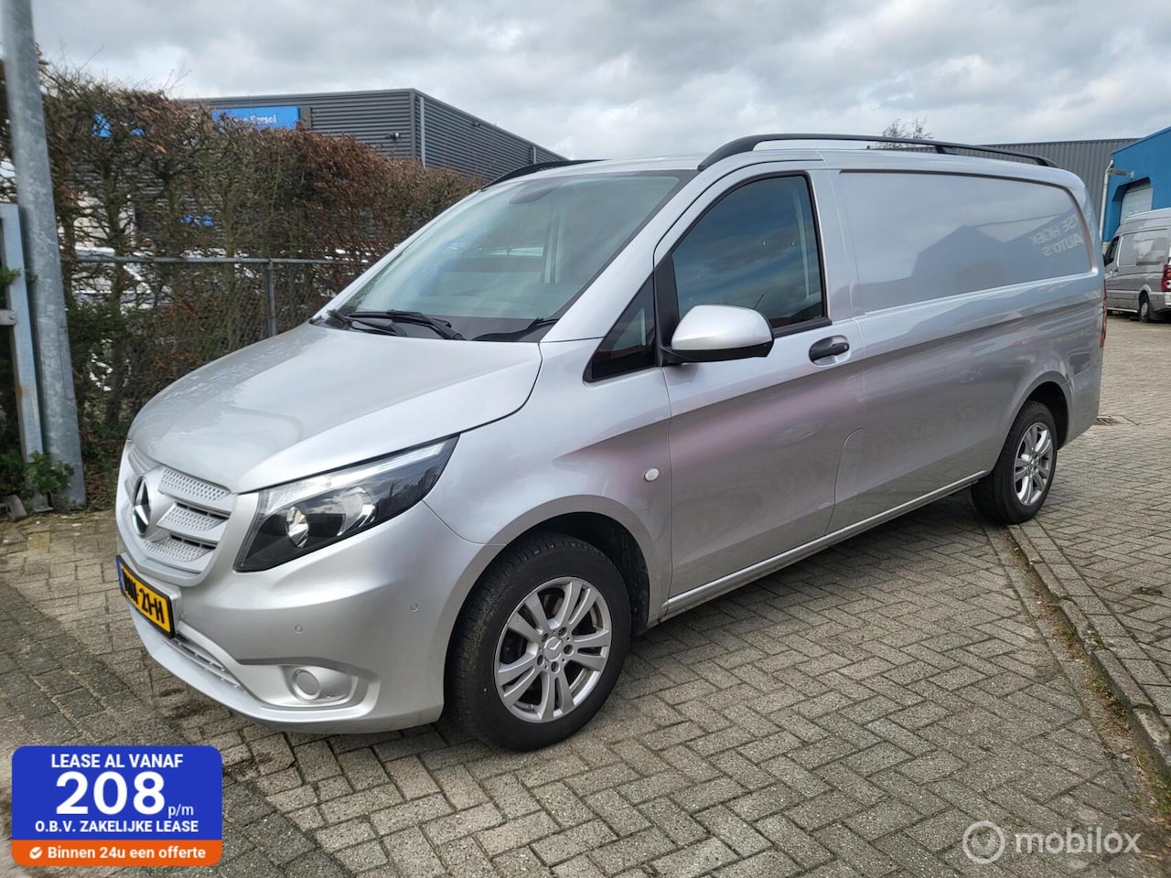 Mercedes-Benz Vito - Bestel 111 CDI Lang DC Comfort - AutoWereld.nl