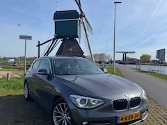 BMW 1-serie - 114i benzine * Xenon* 210PK* Onderhoudsboekjes*nieuwe apk