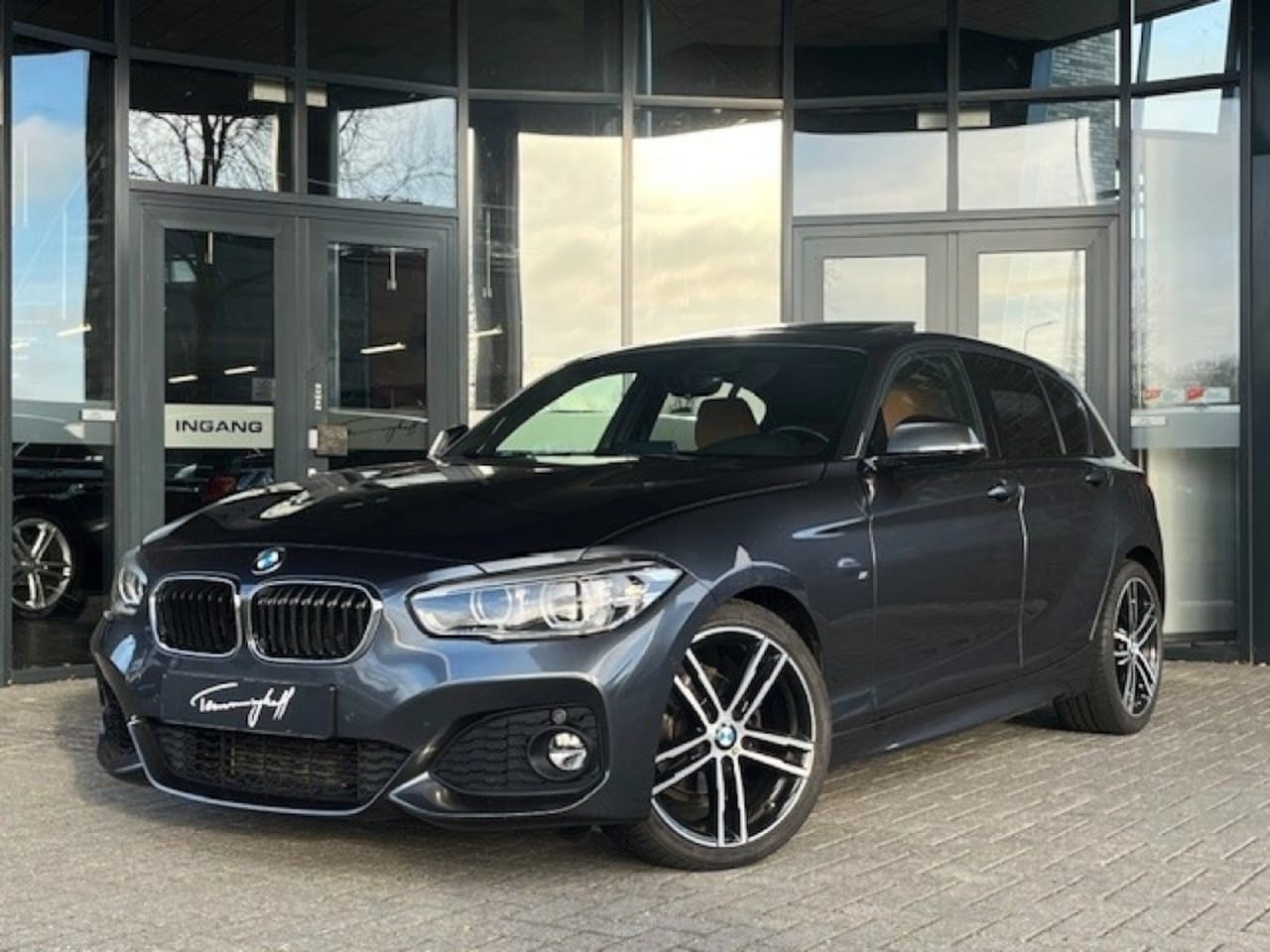 BMW 1-serie - 118I AUT. M SPORT ED. - LEDER - EL. SCH./KANT.DAK - ORG. NL - AutoWereld.nl