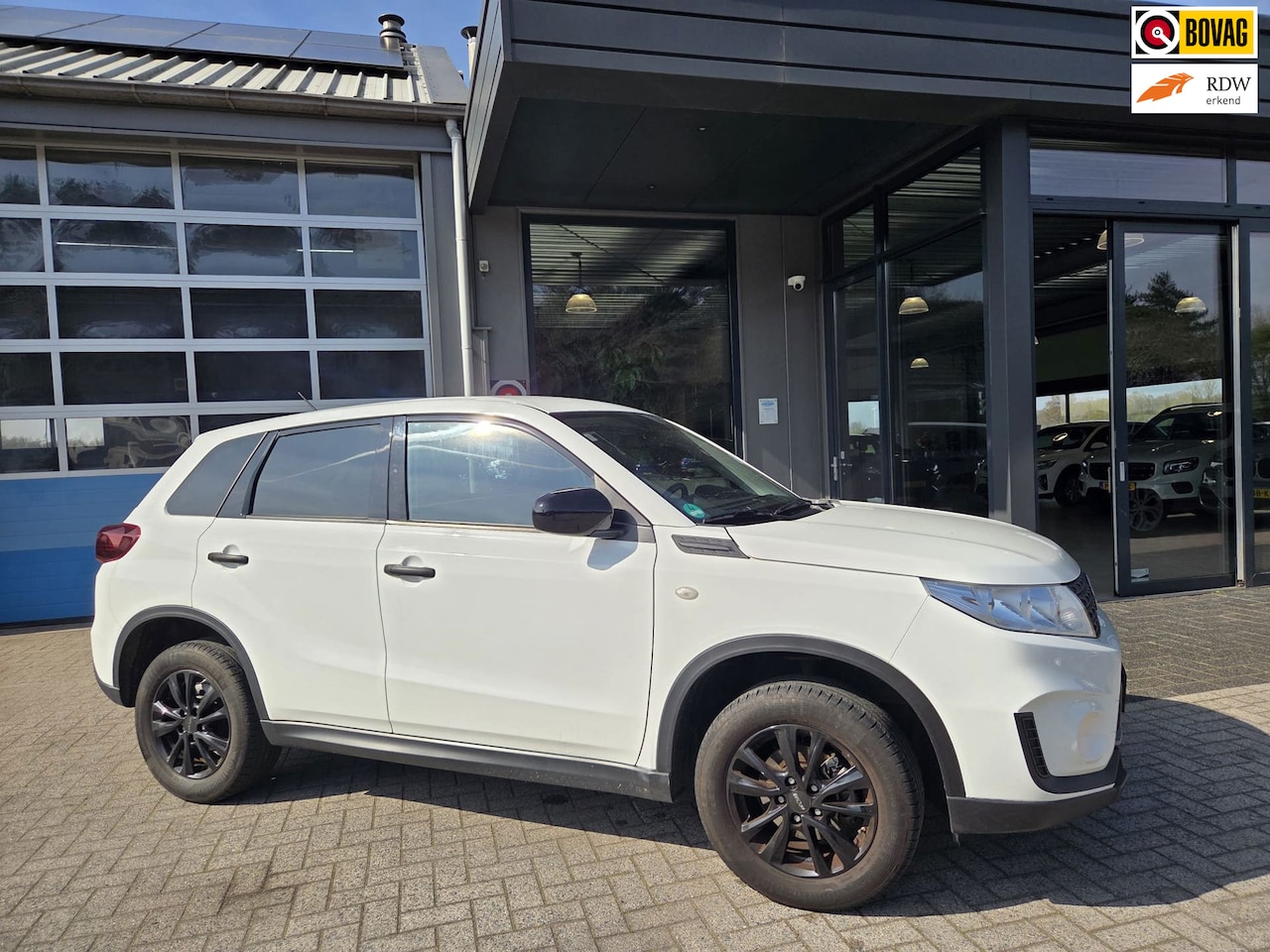 Suzuki Vitara - 1.0 Boosterjet Comfort * Weinig kilometers ! - AutoWereld.nl