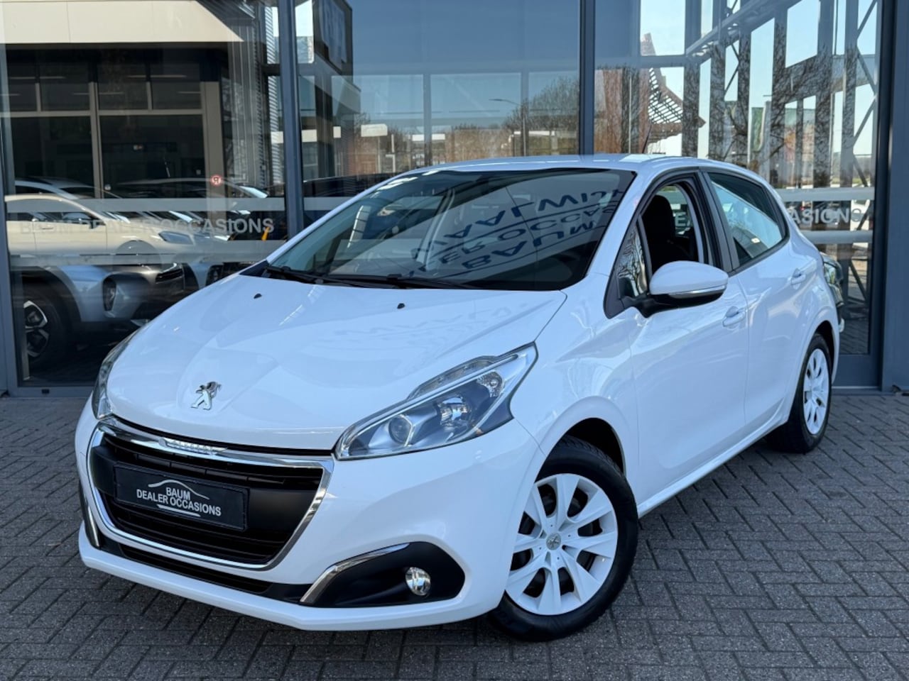 Peugeot 208 - 1.2 PURET. BLUE LION NAVI AIRCO PDC - AutoWereld.nl