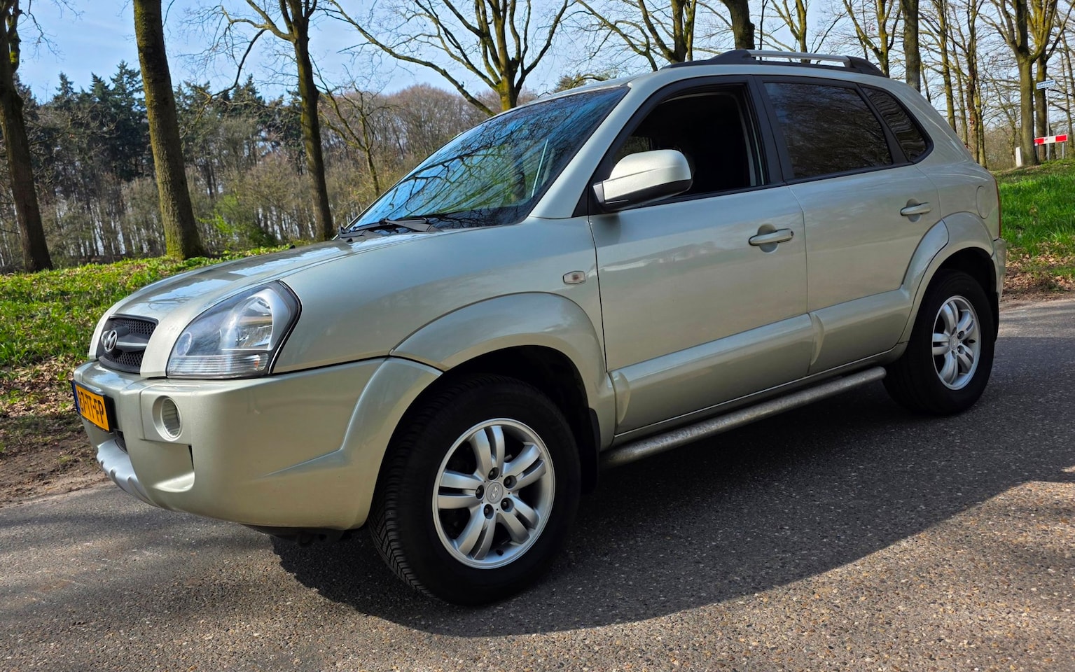 Hyundai Tucson - 2.0i Dynamic Cross NL Auto 2e Eigenaar - AutoWereld.nl