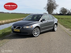 Volvo S40 - 1.8 Edition I, Airco Cruise Nieuw Apk Nette auto