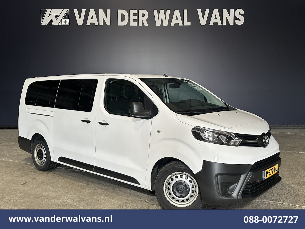 Toyota ProAce Shuttle - 1.5 D-4D 120pk L3H1 Personenbus 9 Zitplaatsen Euro6 Airco | Navigatie | Apple Carplay | Cr - AutoWereld.nl