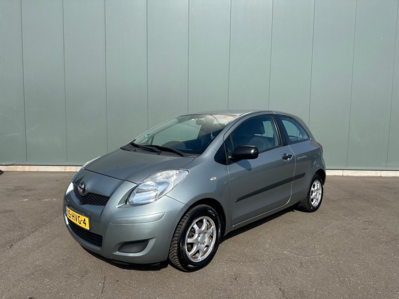 Toyota Yaris - 1.0 VVTi Acces AIRCO | NAP ! - AutoWereld.nl