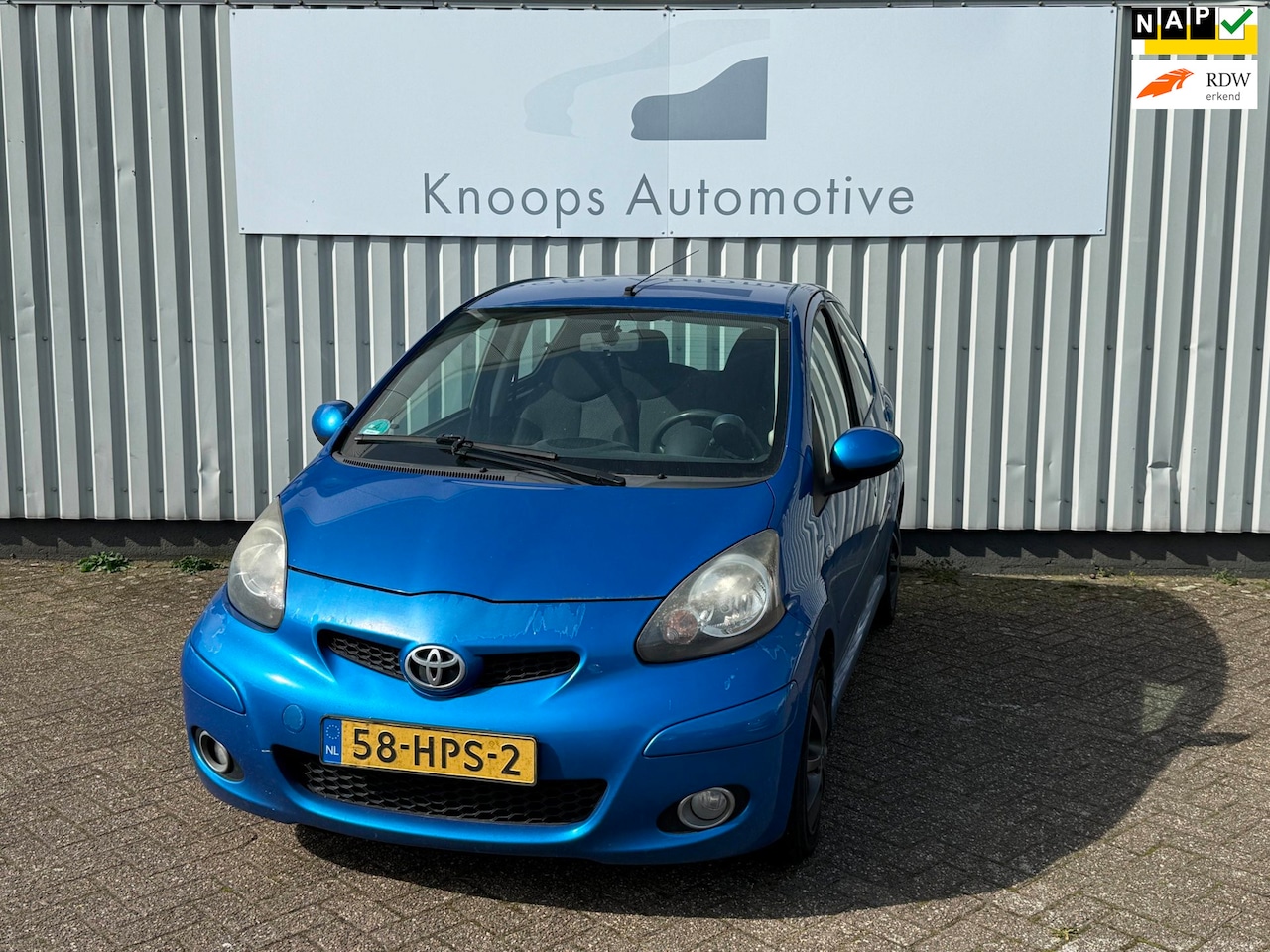Toyota Aygo - 1.0-12V Dynamic Blue Handelsprijs - AutoWereld.nl