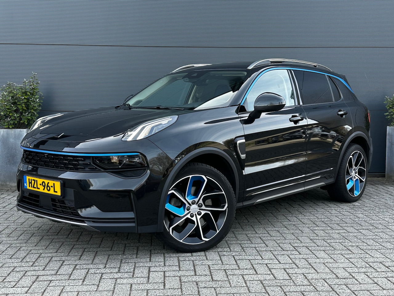 Lynk & Co 01 - 1.5 | Pano | Memory | Adaptieve CC | 360 camera | BLIS | 20" velgen | Stoelverwarming | Al - AutoWereld.nl