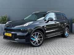 Lynk & Co 01 - 1.5 | Pano | Memory | Adaptieve CC | 360 camera | BLIS | 20" velgen | Stoelverwarming | Al