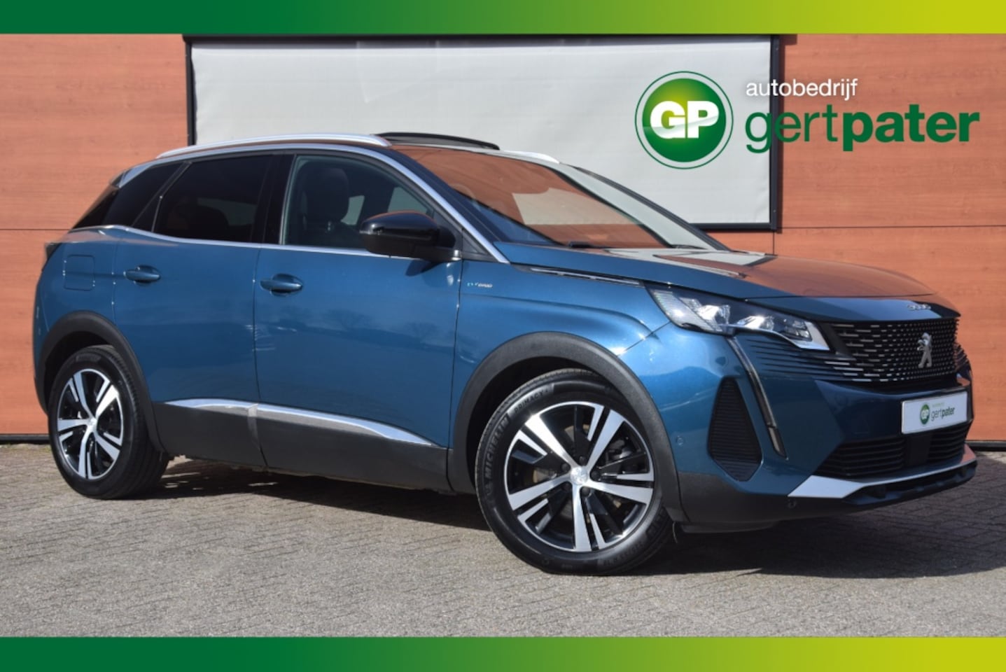 Peugeot 3008 - 1.6HYbrid 225 GT Pano/Focal/Stoelverwarming/Adaptive/Memory - AutoWereld.nl