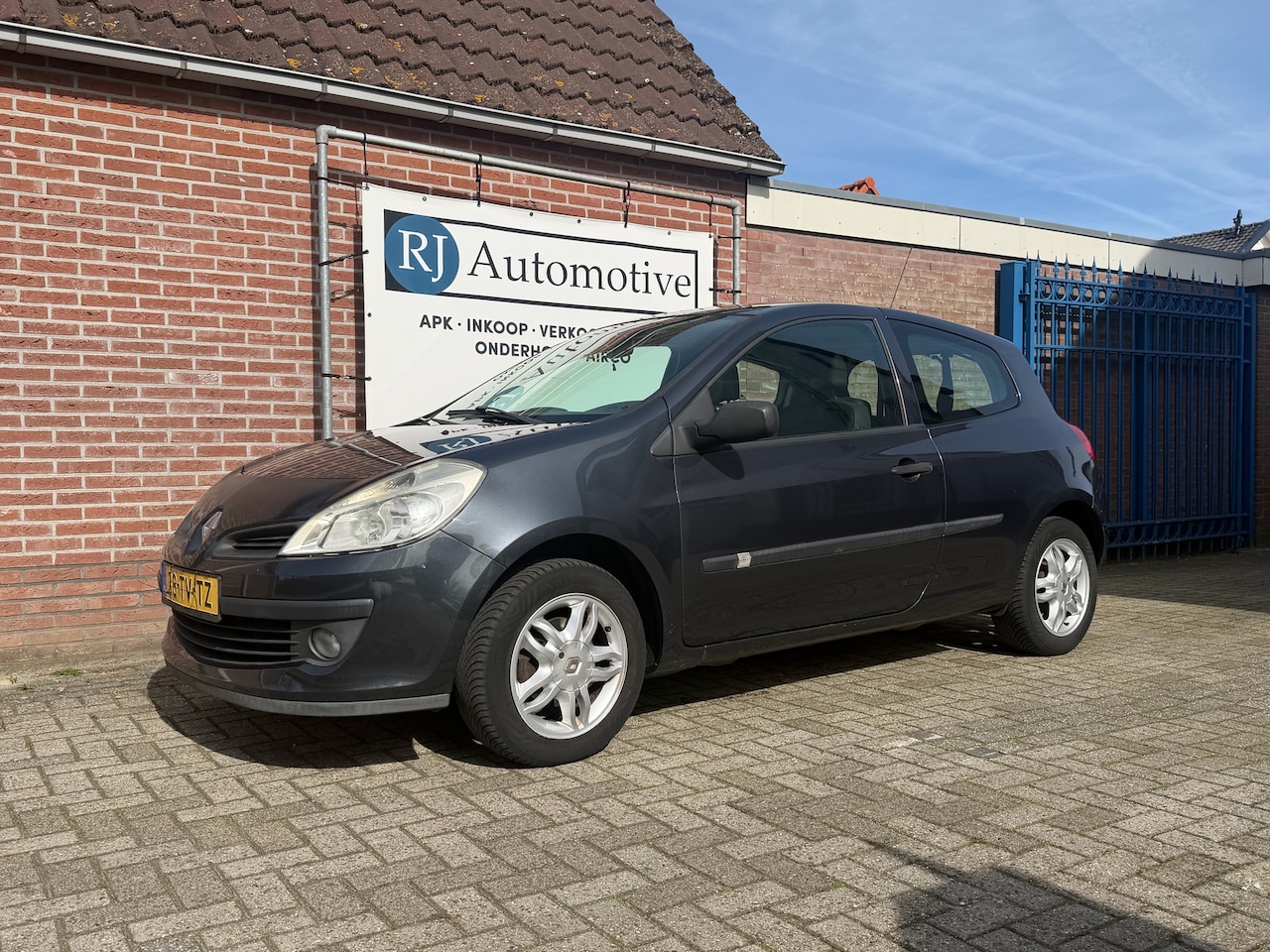 Renault Clio - 1.2-16V Expression APK/NAP - AutoWereld.nl