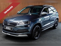 Skoda Karoq - 1.5 TSI ACT Panodak Navi Virtual Stoelverwarming Cruise PDC LM velgen