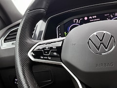 Volkswagen Tiguan - 1.4 TSI eHybrid R-Line Business+ | PANORAMADAK | NAVIGATIE | CAMERA | STOELVERWARMING