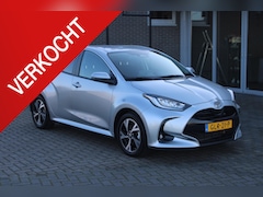 Toyota Yaris - 1.5 Hybrid 115 First Edition Trekhaak/NL Auto/Camera