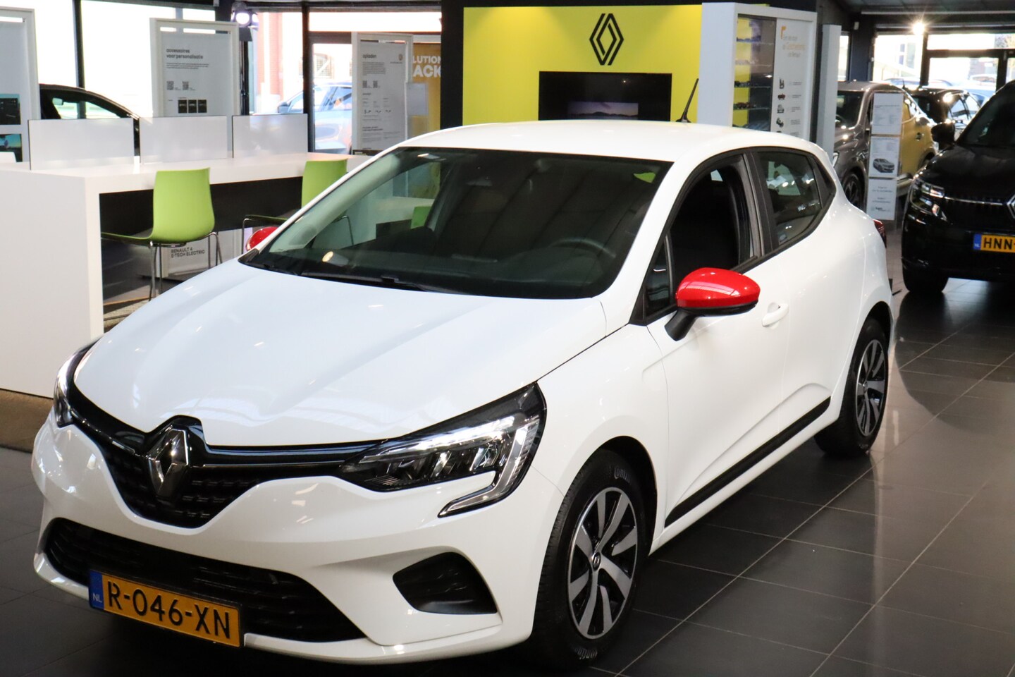 Renault Clio - TCe 90 Equilibre - AutoWereld.nl