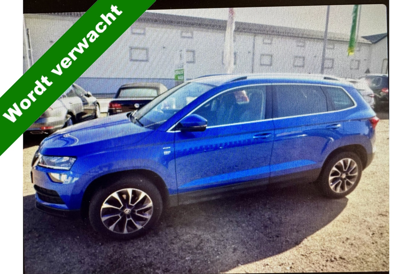 Skoda Karoq - 1.0 TSI Business Edition Plus | Aplle-Android | PDC V+A | Elekt. achterklep | % Bovag Occa - AutoWereld.nl