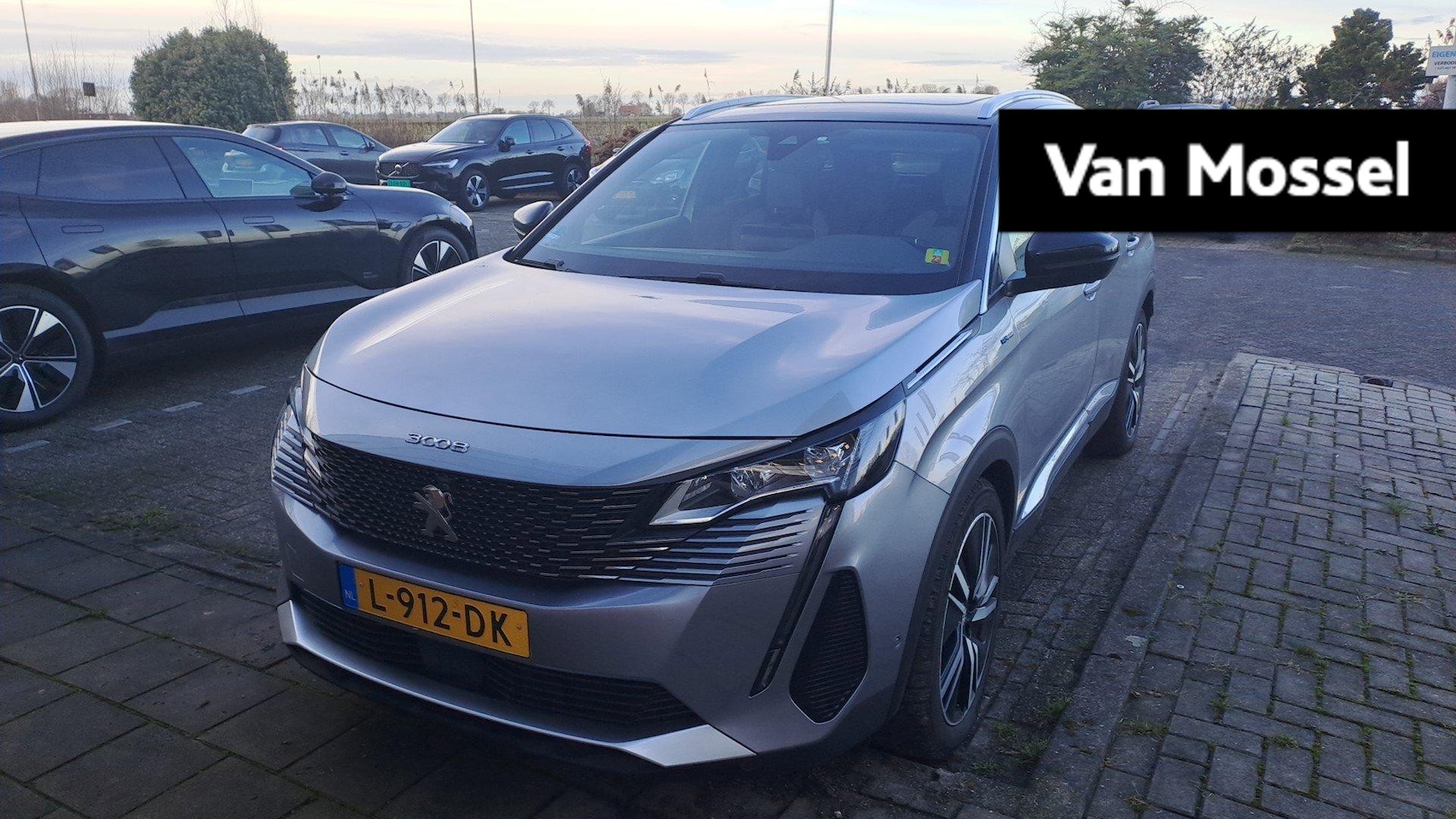 Peugeot 3008 - 1.6 HYbrid 225 Blue Lease GT 1.6 HYbrid 225 Blue Lease GT - AutoWereld.nl