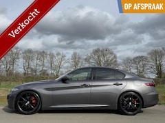 Alfa Romeo Giulia - 2.0T Q2, Veloce, 19 inch, Performance