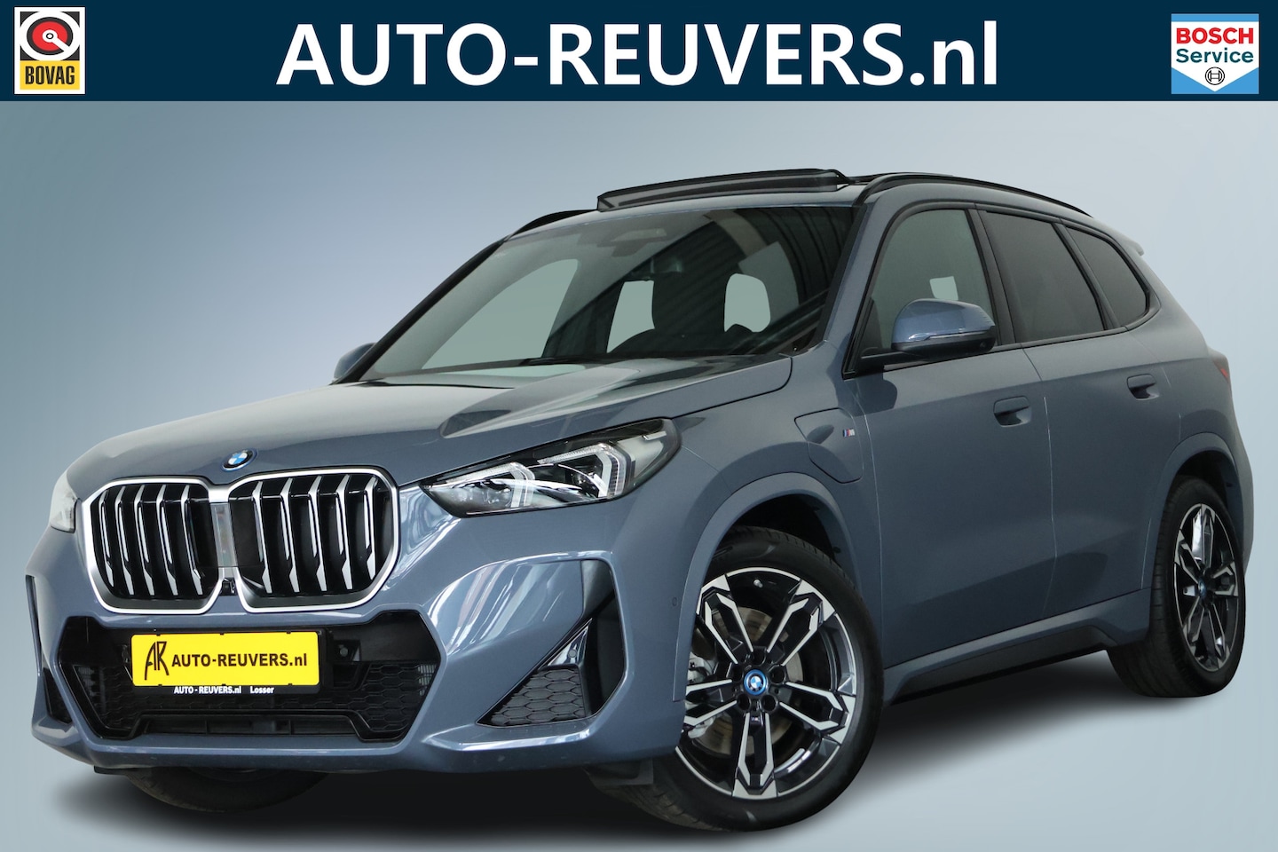 BMW X1 - xDrive30e M-Sport / Opendak / HUD / HarmanKardon / ACC - AutoWereld.nl