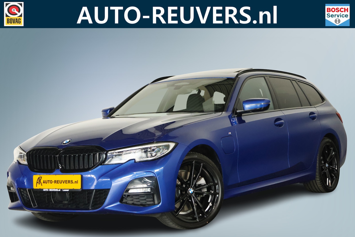 BMW 3-serie Touring - 320e xDrive M-Sport / Panorama / CoPilot / HUD / Laser-LED / Trekhaak - AutoWereld.nl