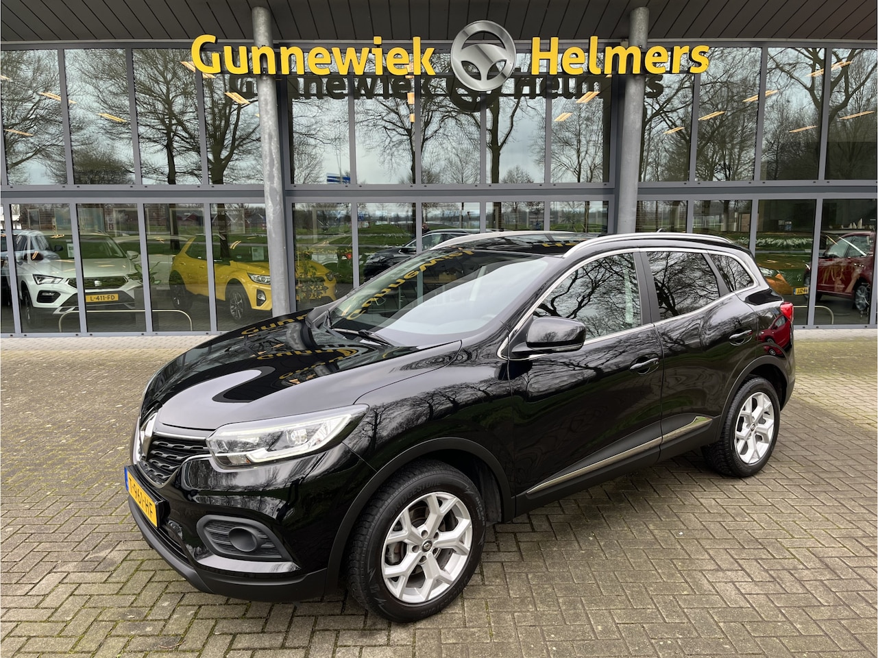 Renault Kadjar - 1.3 TCe Intens | CARPLAY | CLIMA | CRUISE | KEYLESS | NAVI | PDC - AutoWereld.nl