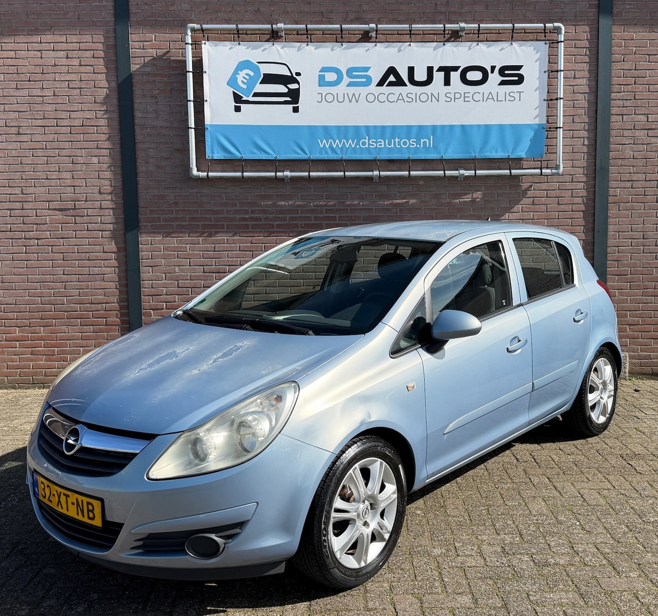 Opel Corsa - 1.4-16V Enjoy 1.4-16V Enjoy - AutoWereld.nl