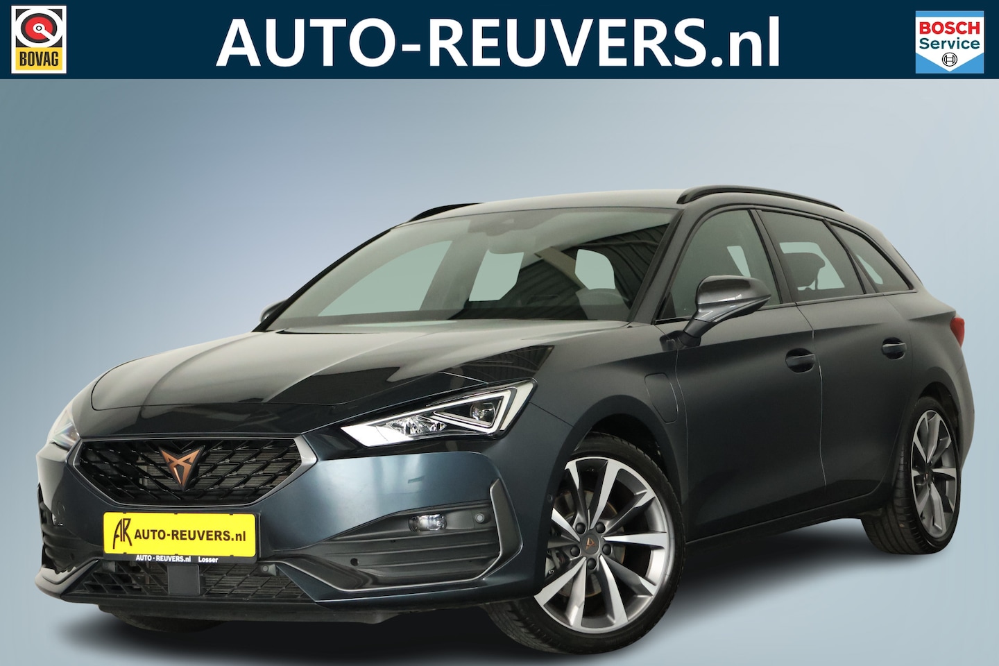CUPRA Leon Sportstourer - 1.4 e-Hybrid Adrenalin / LED / Navi / CarPlay / Travelassist / Cam - AutoWereld.nl