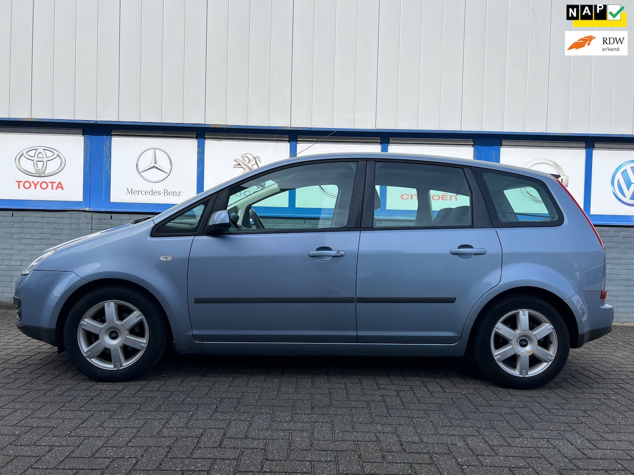 Ford Focus C-Max - 1.8-16V Futura 2006 170000km 2350eu - AutoWereld.nl