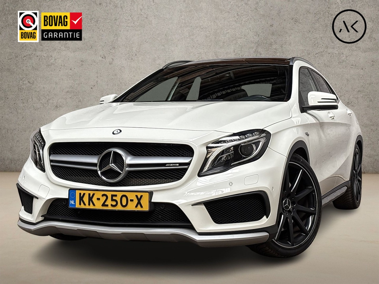 Mercedes-Benz GLA-Klasse - AMG 45 4MATIC 360Pk Automaat (SCHUIFDAK, NAVIGATIE, CAMERA, LEDER, GETINT GLAS, SPORTSTOEL - AutoWereld.nl