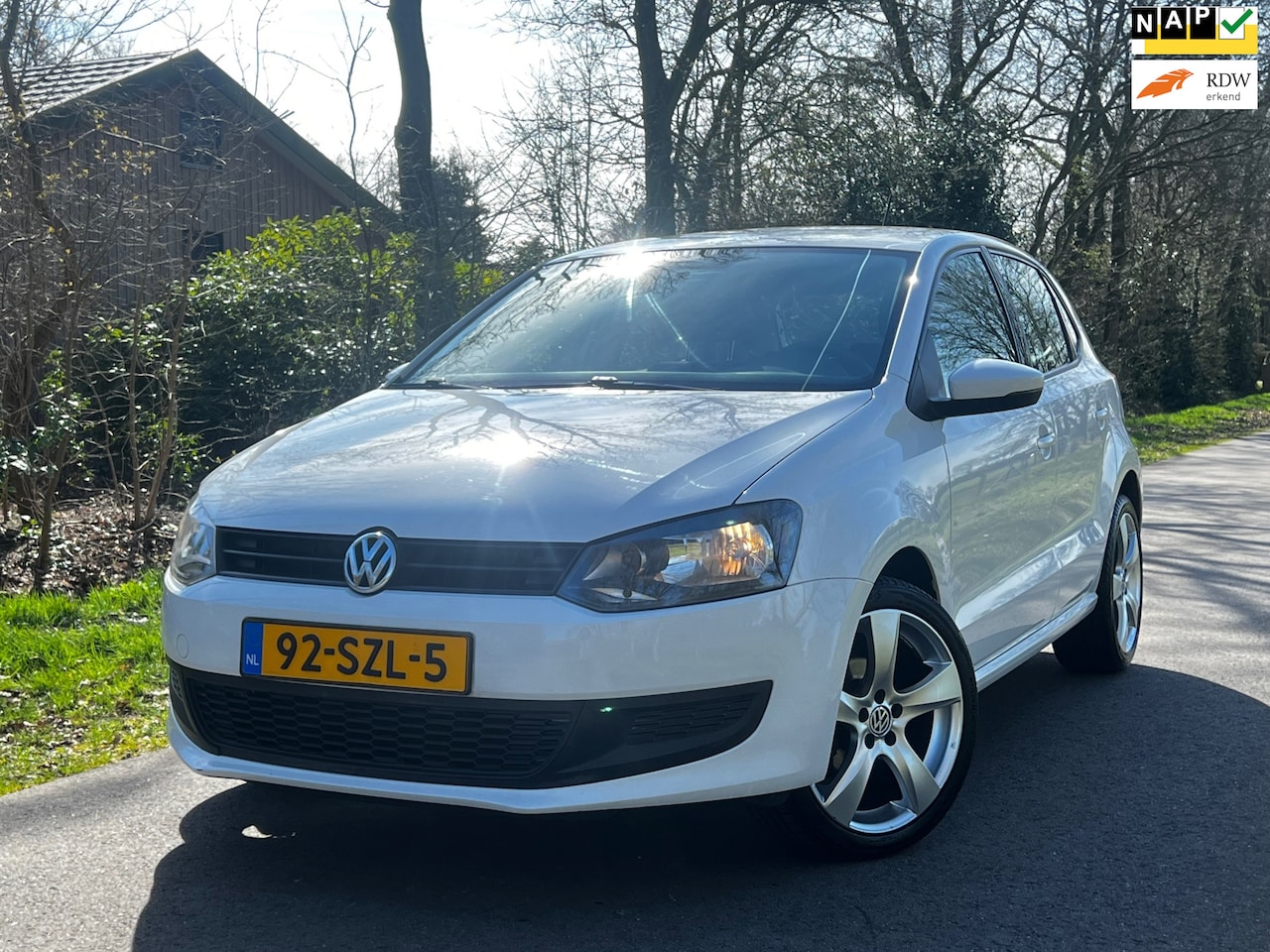 Volkswagen Polo - 1.2 |'' 105.000 KM '' + Airco + Nap + 5-Drs Nu € 6.975,-!!! - AutoWereld.nl