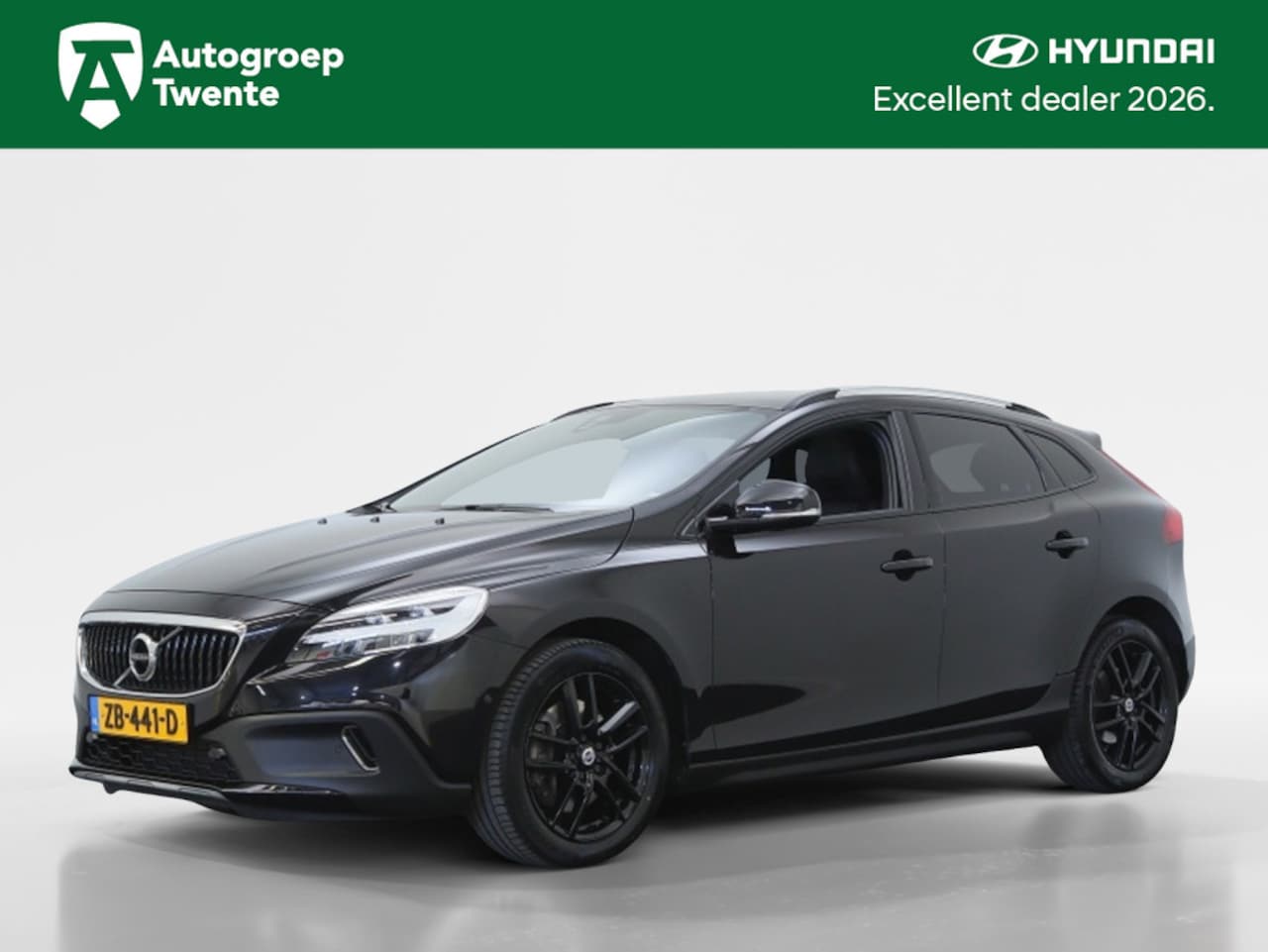 Volvo V40 Cross Country - 1.5 T3 Polar+ Luxury | Panoramadak | Stoelverwarming | - AutoWereld.nl