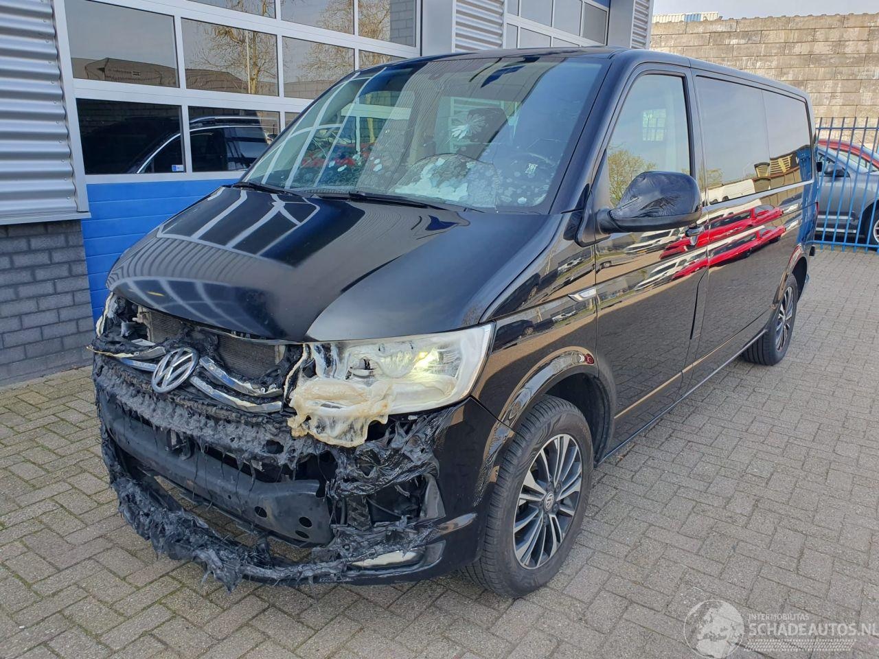 Volkswagen Transporter - Automaat 2.0 TDI DC Highline L2H1 - AutoWereld.nl