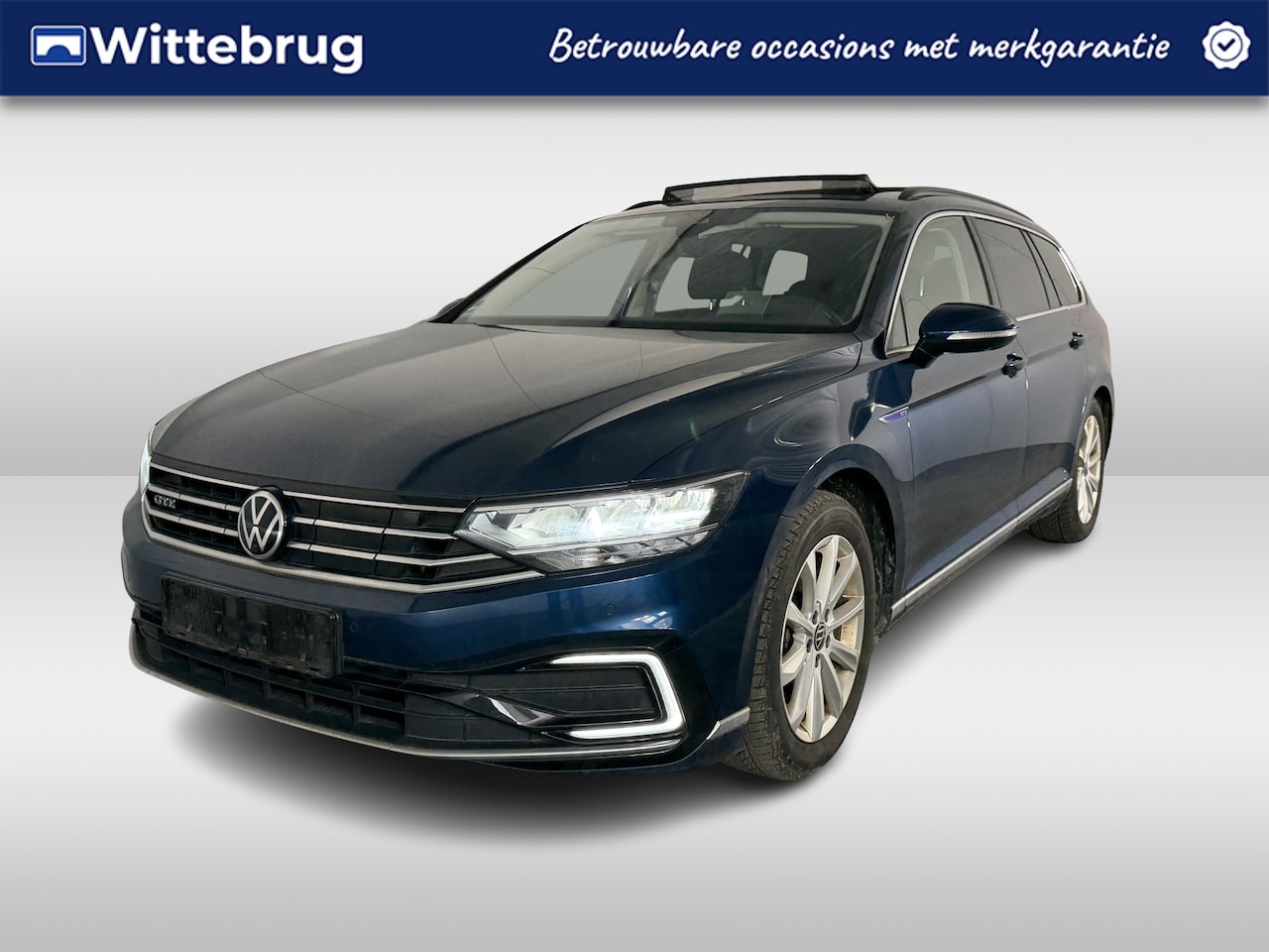 Volkswagen Passat Variant - 1.4 TSI PHEV GTE / AUTOMAAT/ PANO/ DCC/ PARK.SENSOR.V+A/ 360 CAMERA/ ERGO COMFORT/ ACC/ HE - AutoWereld.nl
