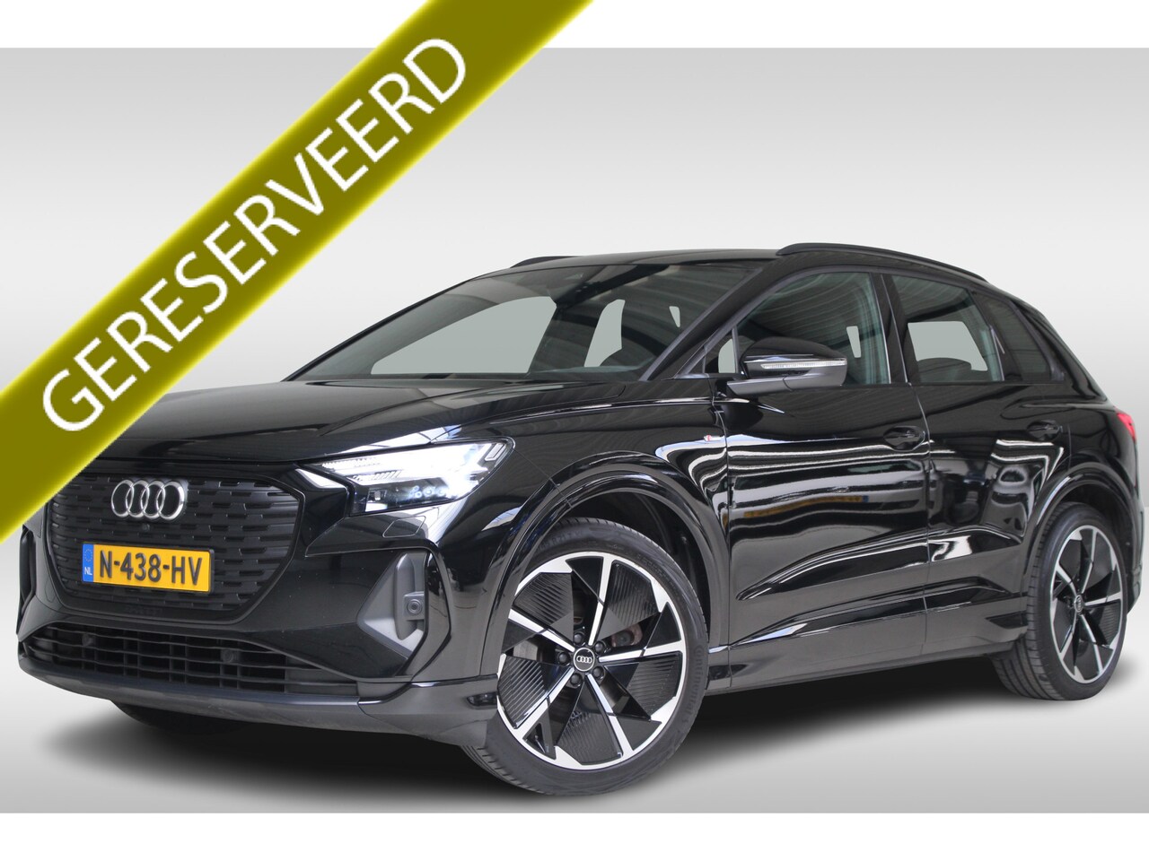 Audi Q4 e-tron - 40 Launch edition S Competition 77 kWh Navigatie | Sonos | Trekhaak | 21" Velgen - AutoWereld.nl