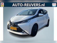 Toyota Aygo - 1.0 VVT-i x-play / Airco / 5 Deurs / Allseason
