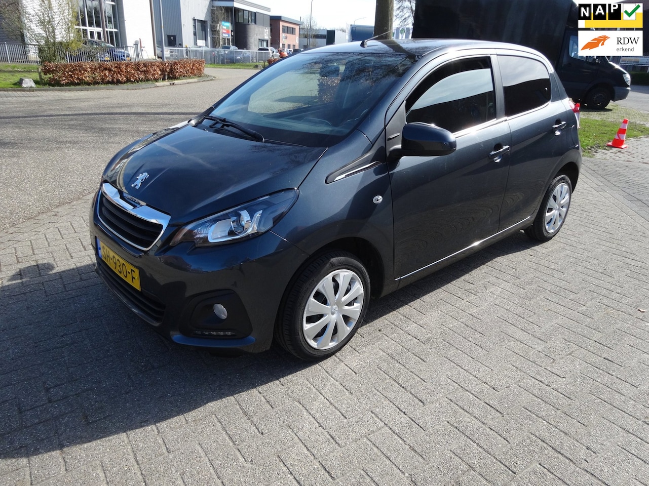 Peugeot 108 - 1.0 e-VTi Active Airco Camera lichte schade zie foto - AutoWereld.nl