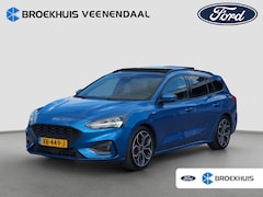 Ford Focus Wagon - 1.0 ST Line | Panoramadak | Trekhaak | Adap. Cruise Control | Winterpack | Camera | Achter