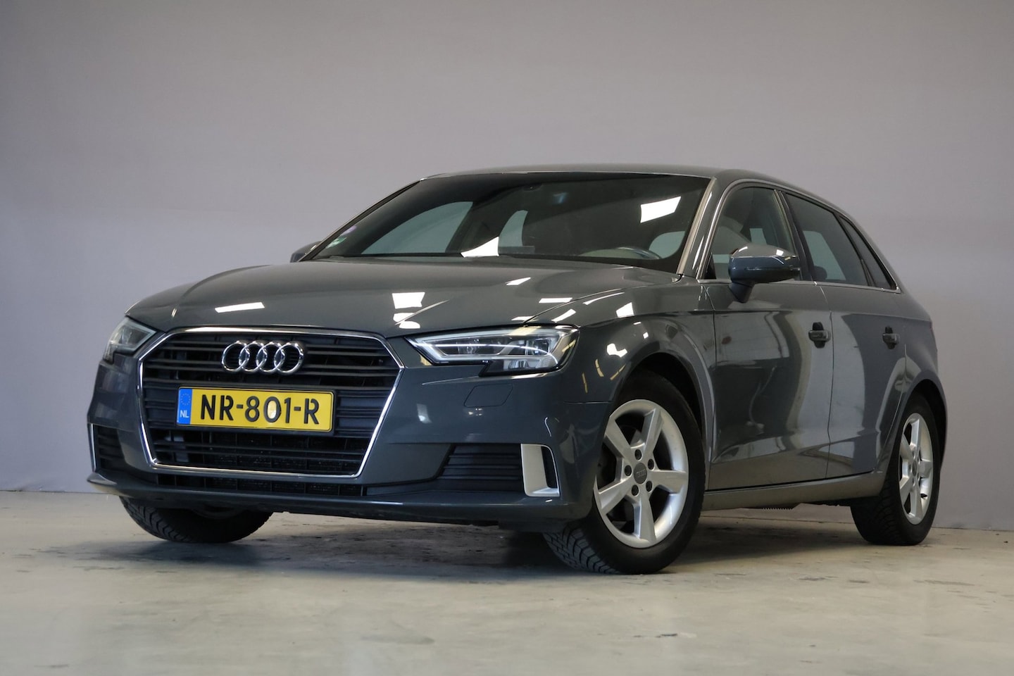 Audi A3 Sportback - 1.0 TFSI Sport |S-tronic|Carplay|Stoelverwarming - AutoWereld.nl